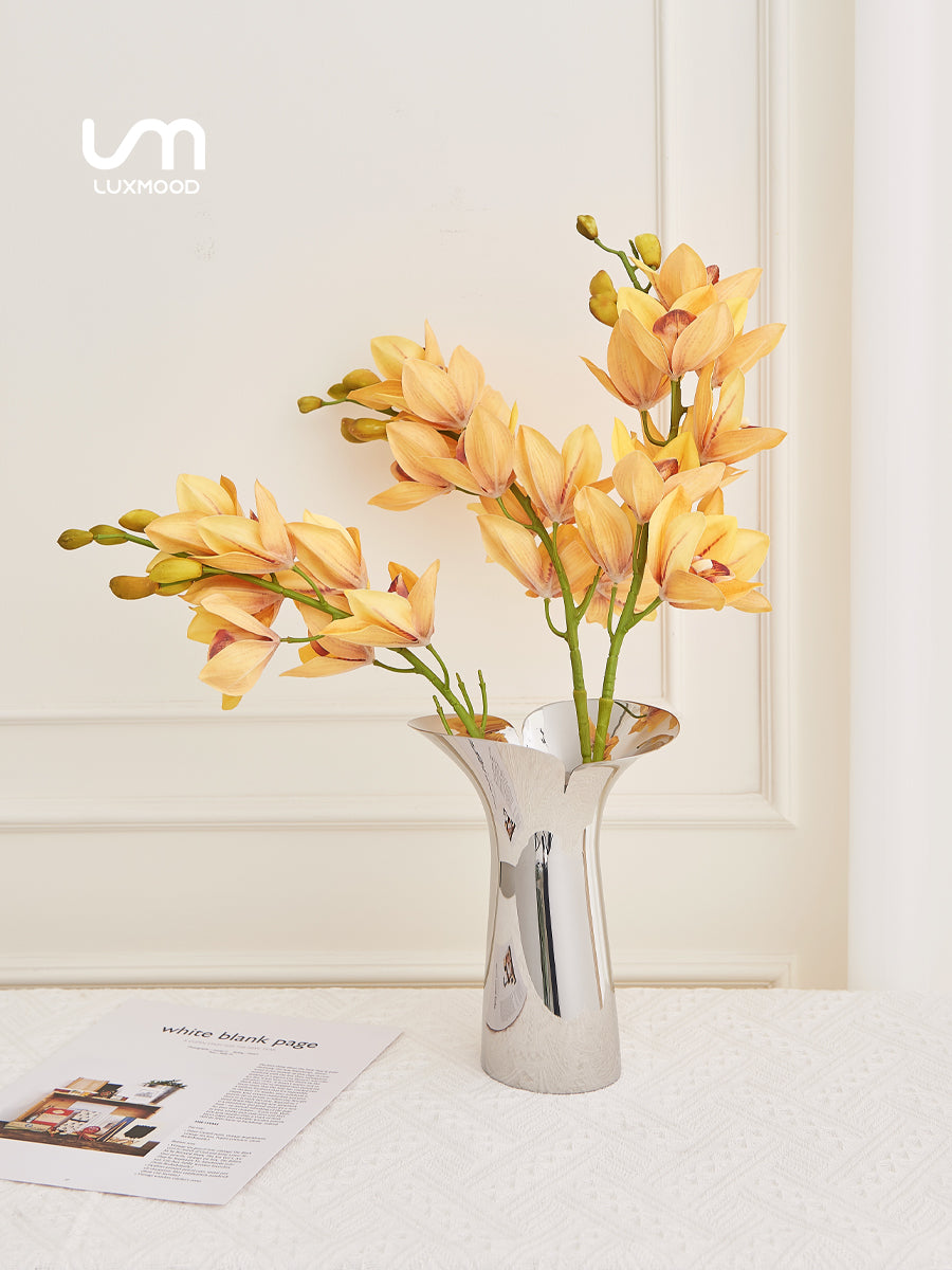 Petals Vase